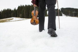 <a href="https://www.philharmoniesalzburg.at/wp-content/uploads/2018/09/Philharmonie-im-Schnee-43-scaled.jpg" download
><strong>BILD DOWNLOAD</strong></a>