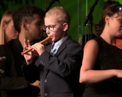 Zeig dein Talent · Philharmonie Salzburg · Kinderfestspiele · Elisabeth Fuchs · RTS Kulturformat Zeig dein Talent · Philharmonie Salzburg · Kinderfestspiele · Elisabeth Fuchs · RTS Kulturformat