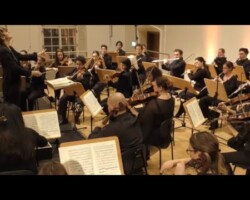 J. SIBELIUS · Symphonie Nr. 2 · Philharmonie Salzburg · Elisabeth Fuchs J. SIBELIUS · Symphonie Nr. 2 · Philharmonie Salzburg · Elisabeth Fuchs