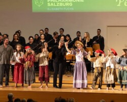 Familienkonzert · Peer Gynt für Kids · Philharmonie Salzburg · Elisabeth Fuchs Familienkonzert · Peer Gynt für Kids · Philharmonie Salzburg · Elisabeth Fuchs
